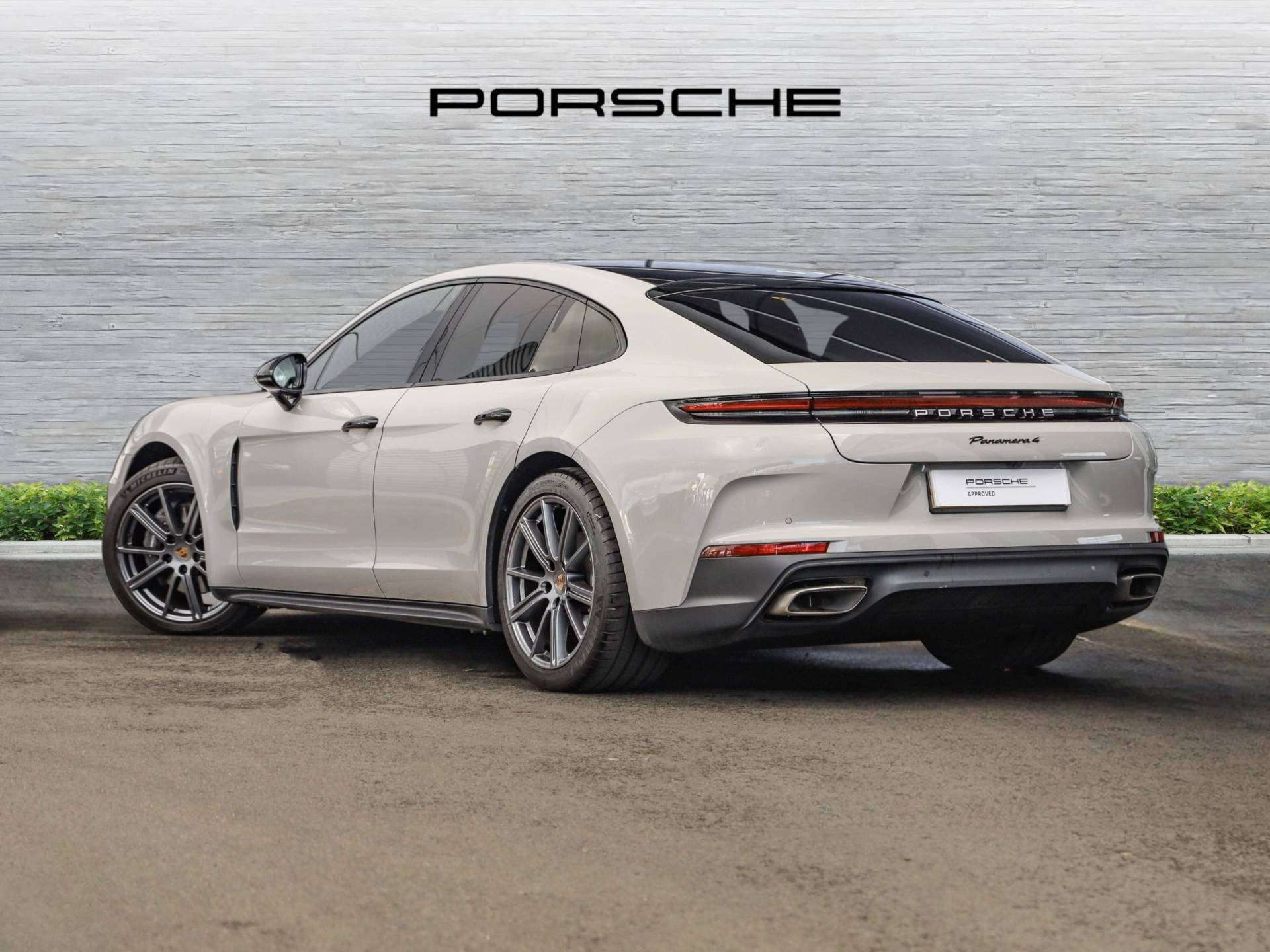 Panamera 4, photo 2 of 29