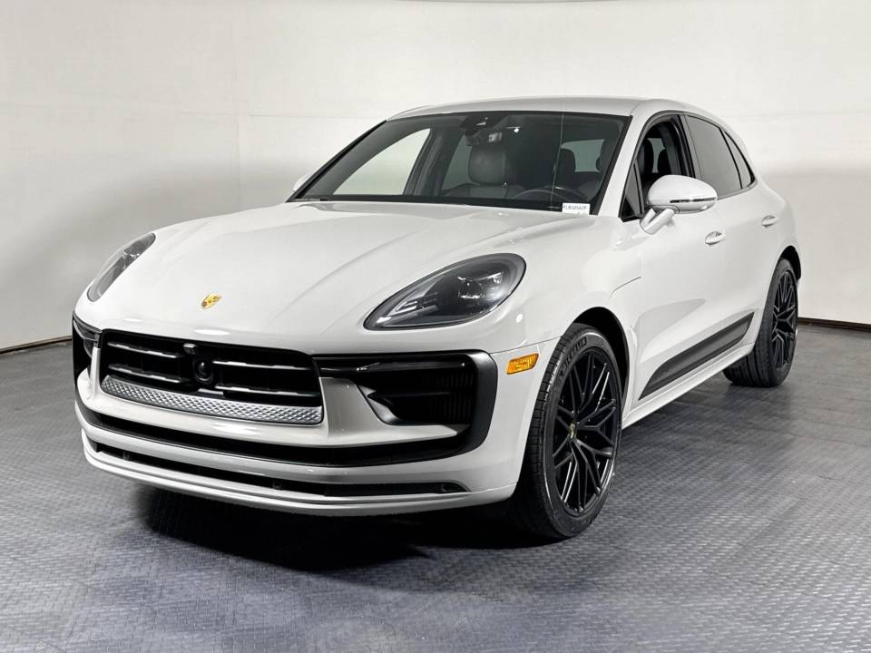 2023 Porsche Macan