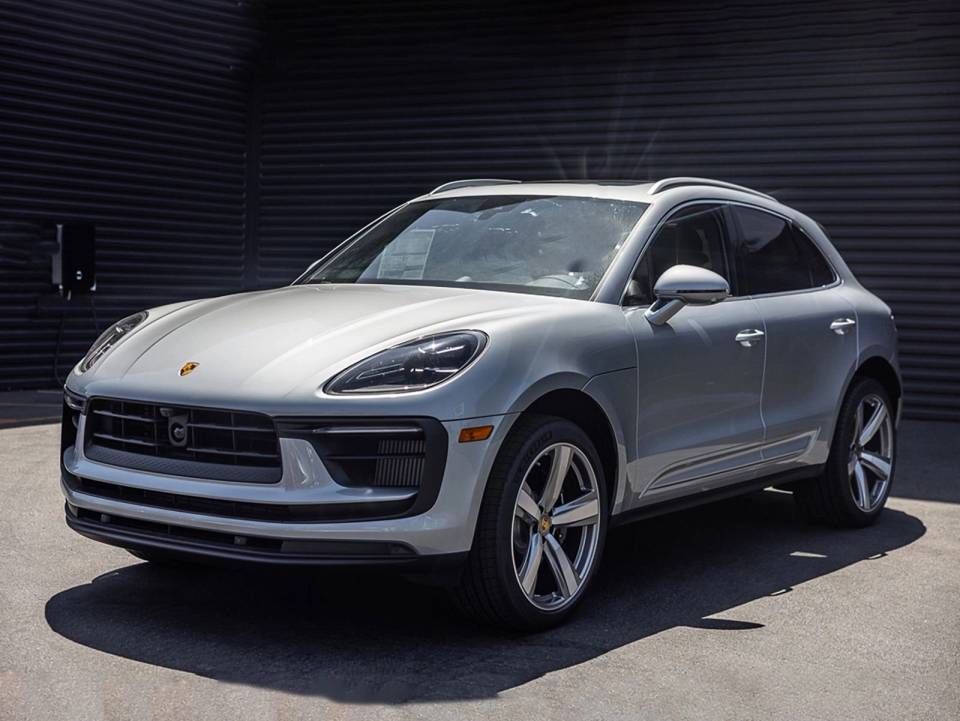 2026 Porsche Macan