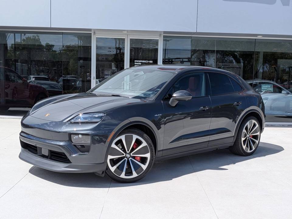 2026 Porsche Macan S