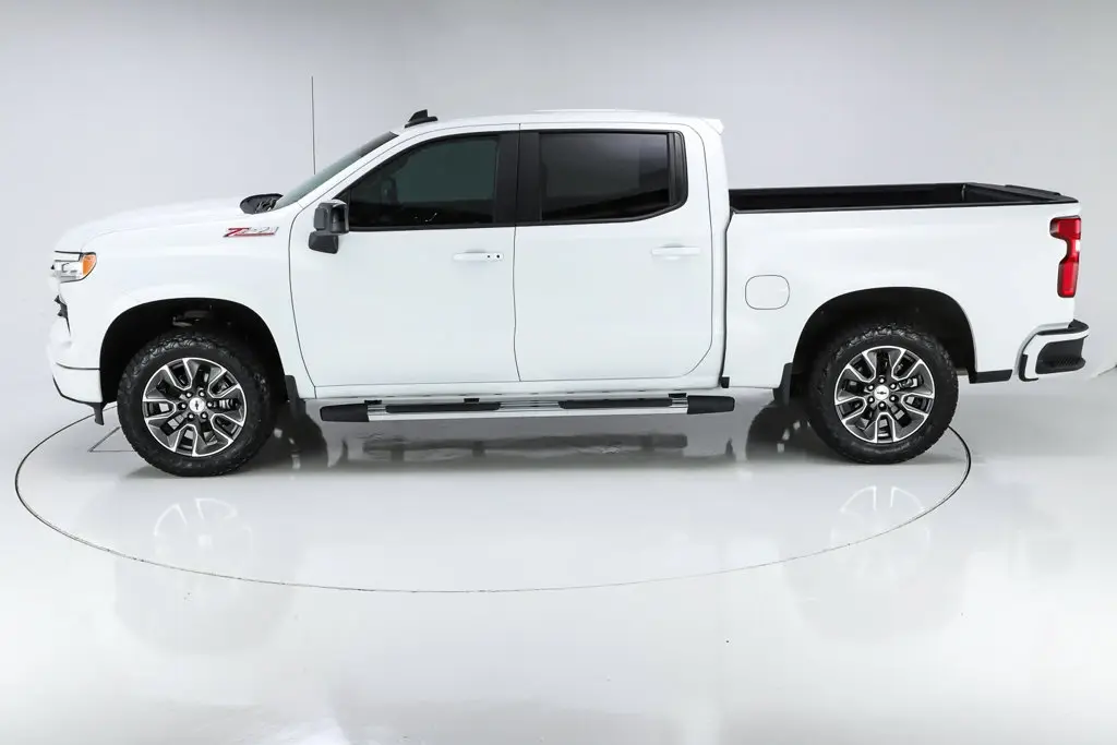 2024 Chevrolet Silverado 1500 RST - Photo 16