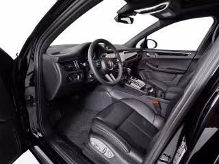2025 Porsche Macan - Photo 25