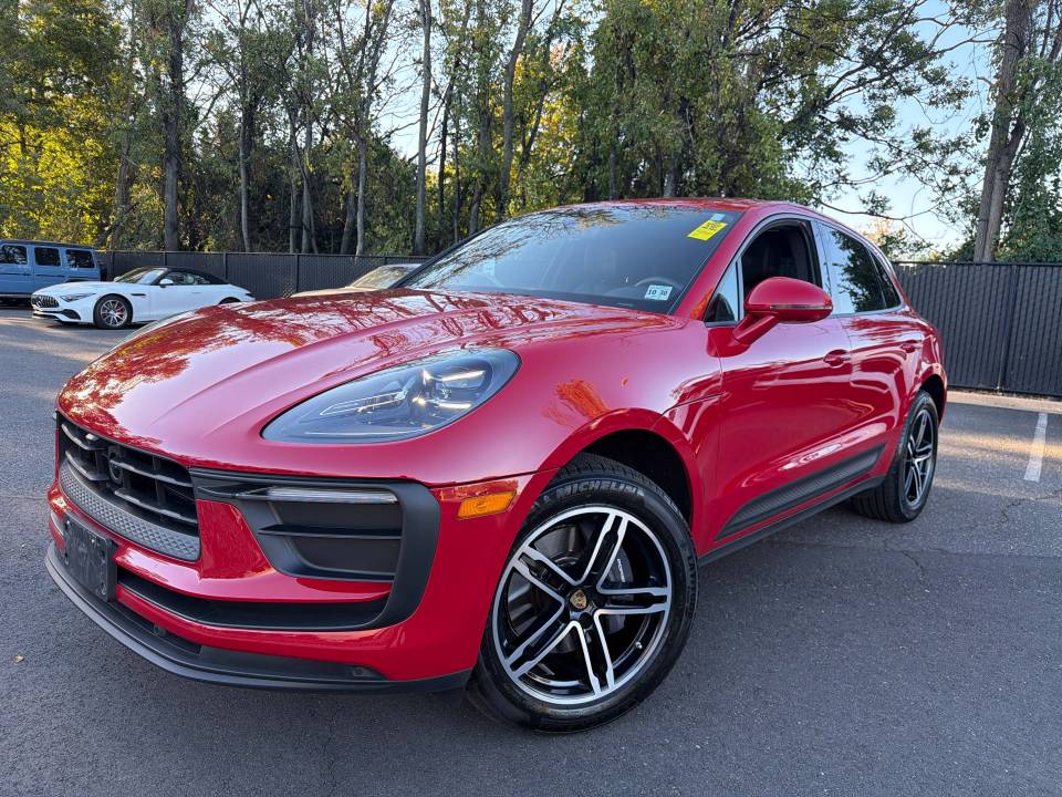 2025 Porsche Macan