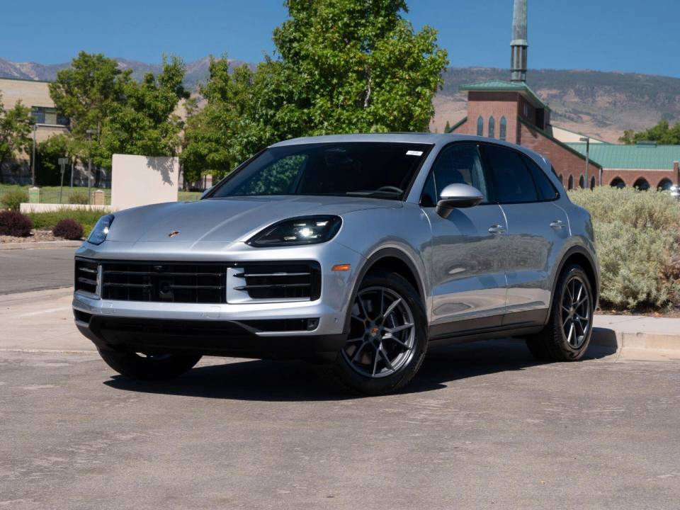 2026 Porsche Cayenne Base