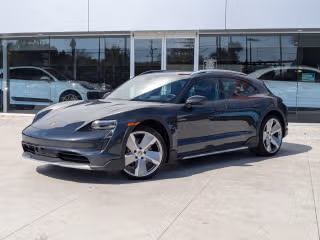 2024 Porsche Taycan 4 Cross Turismo's photo