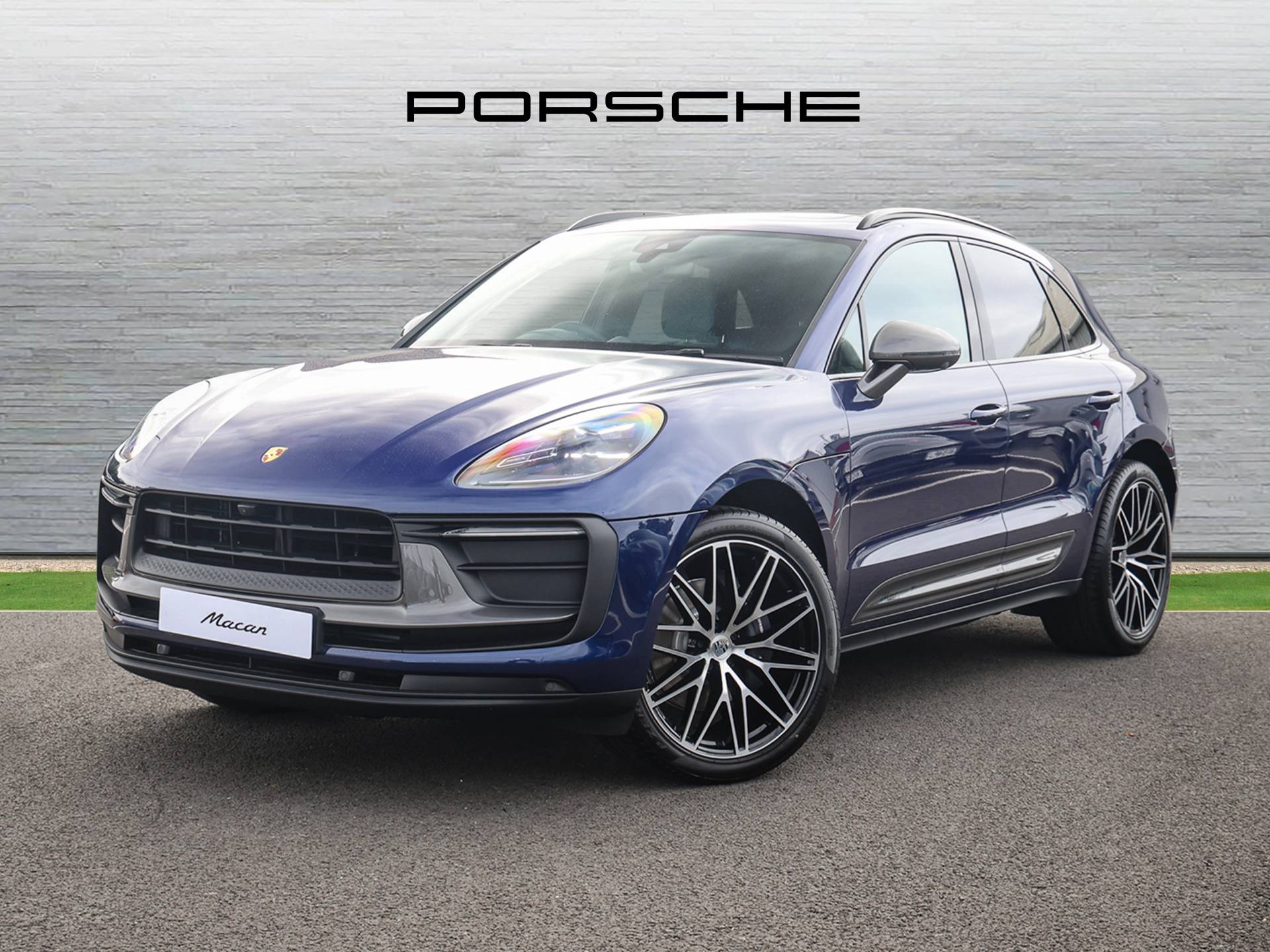 Macan T, photo 2 of 30