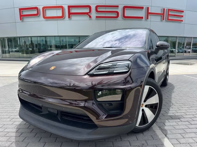 Used 2025 Porsche Macan Base with VIN WP1AD2XA8SL078185 for sale in Davie, FL