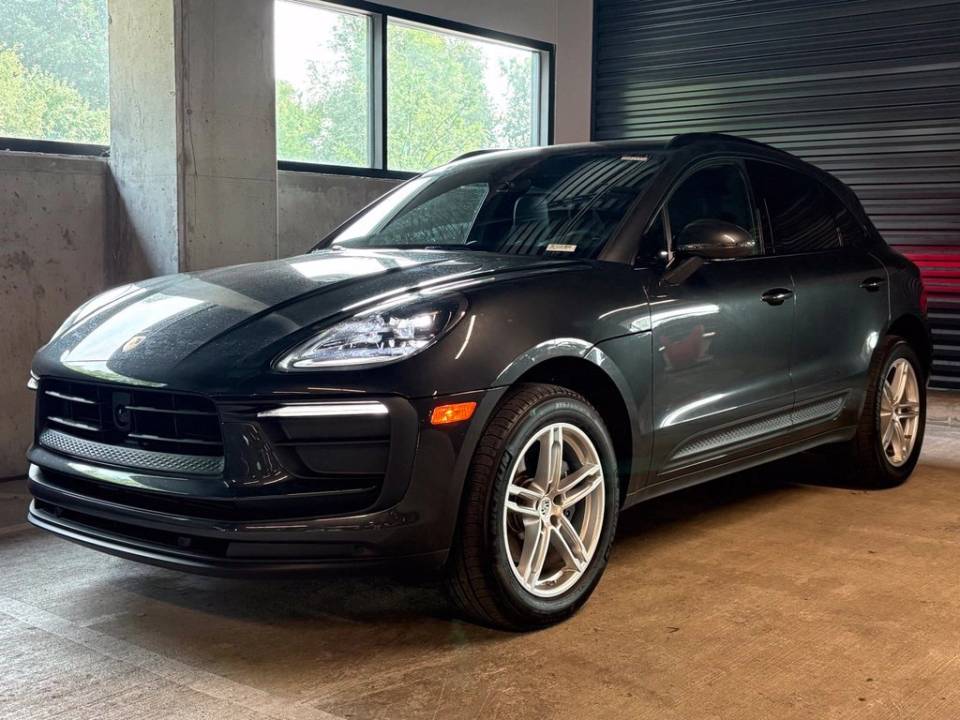 2026 Porsche Macan T