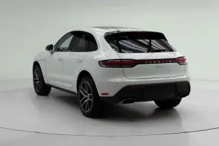 2026 Porsche Macan T - Photo 21