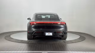 2025 Porsche Taycan S - Photo 25