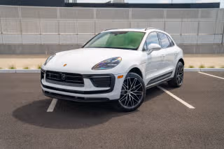 2026 Porsche Macan's photo