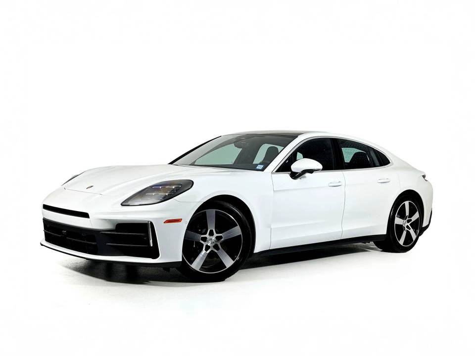 2025 Porsche Panamera Base