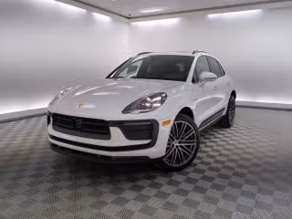 2026 Porsche Macan's photo