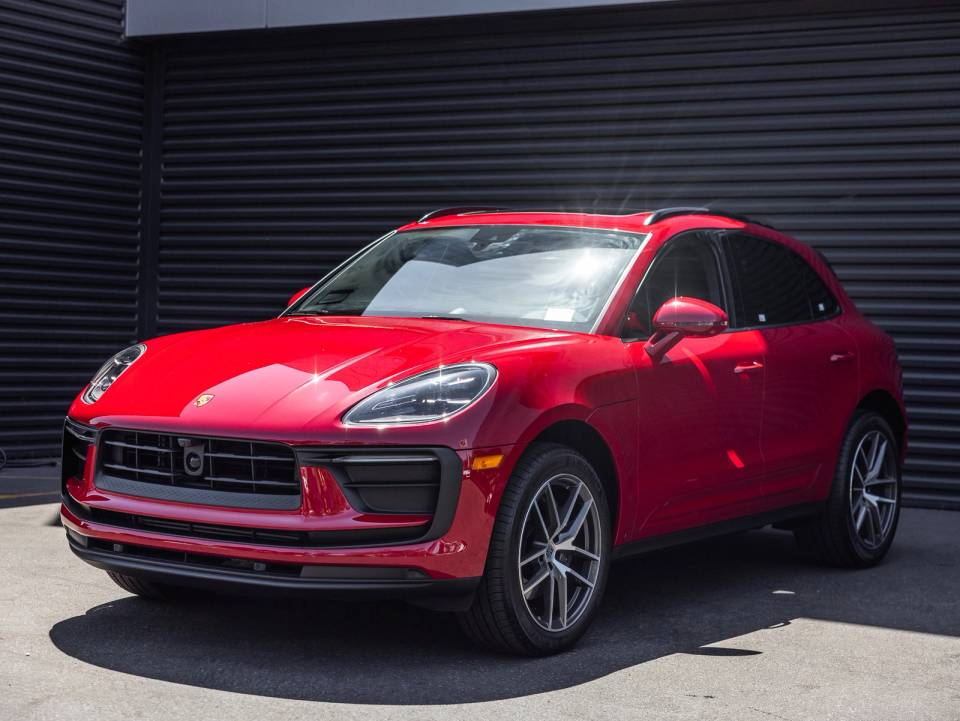 2026 Porsche Macan