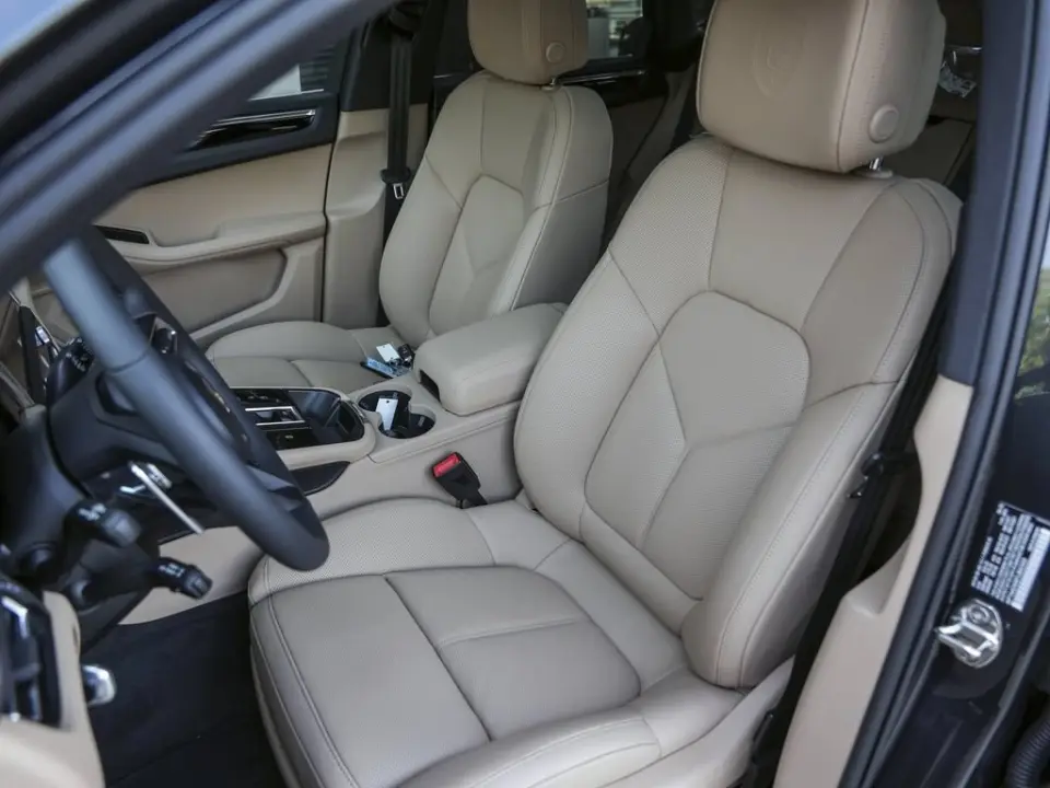 2026 Porsche Macan Base - Photo 39