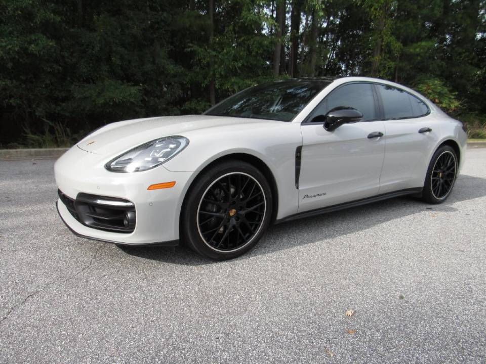 2023 Porsche Panamera