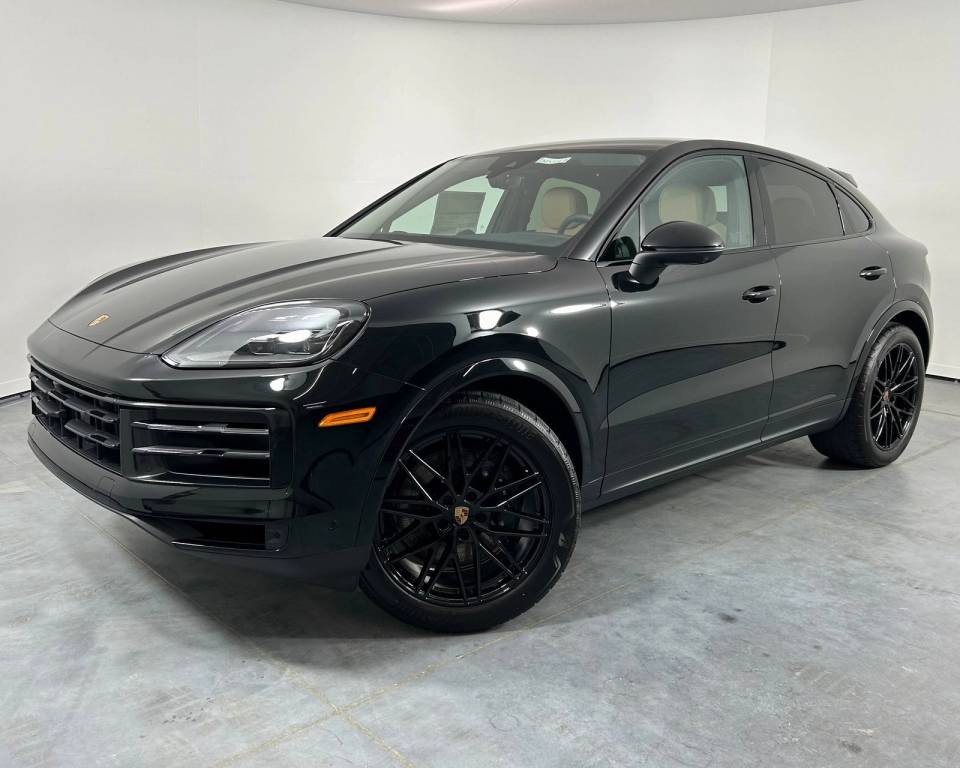 2025 Porsche Cayenne Coup Base