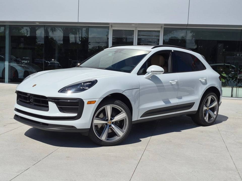 2026 Porsche Macan T