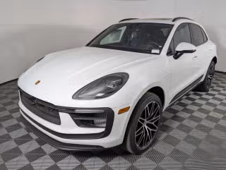 2026 Porsche Macan's photo