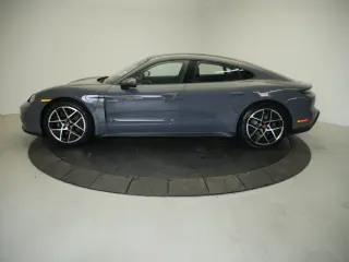 2026 Porsche Taycan Base - Photo 13