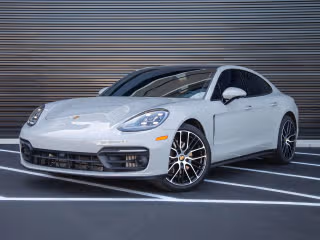 2023 Porsche Panamera 4 Platinum Edition's photo