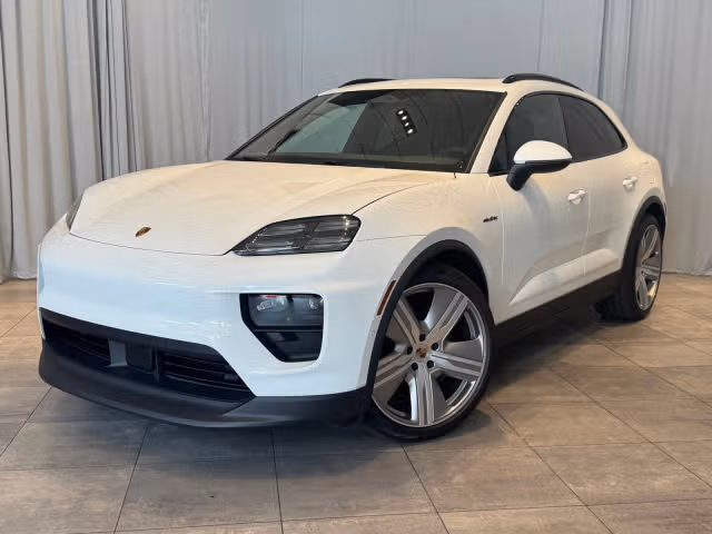 Used 2025 Porsche Macan Base with VIN WP1AD2XA4SL076594 for sale in Bellevue, WA