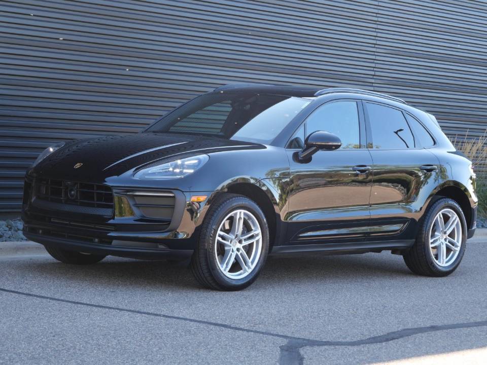2026 Porsche Macan T