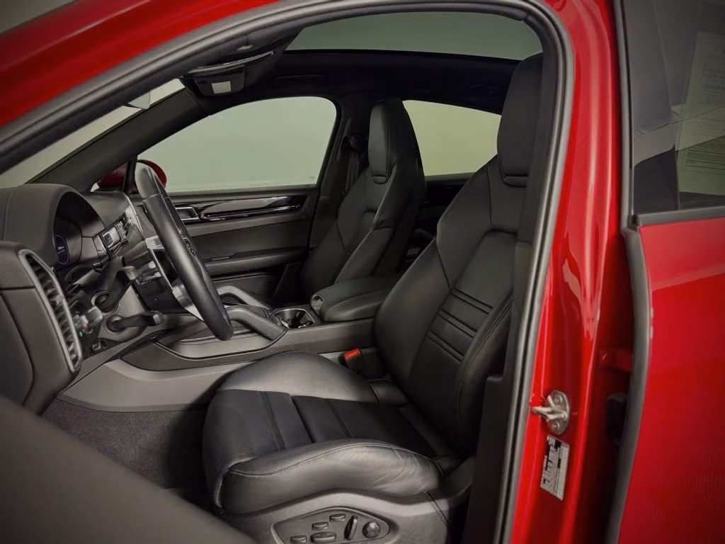 2023 Porsche Cayenne Coup Base - Photo 36