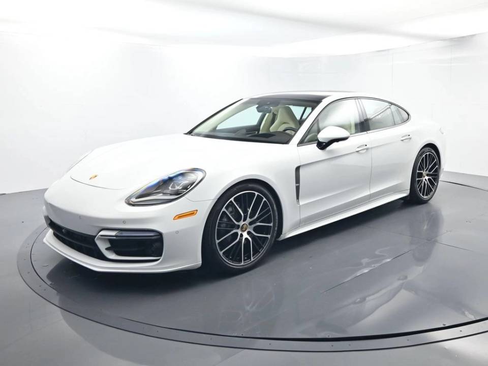 2023 Porsche Panamera Platinum Edition