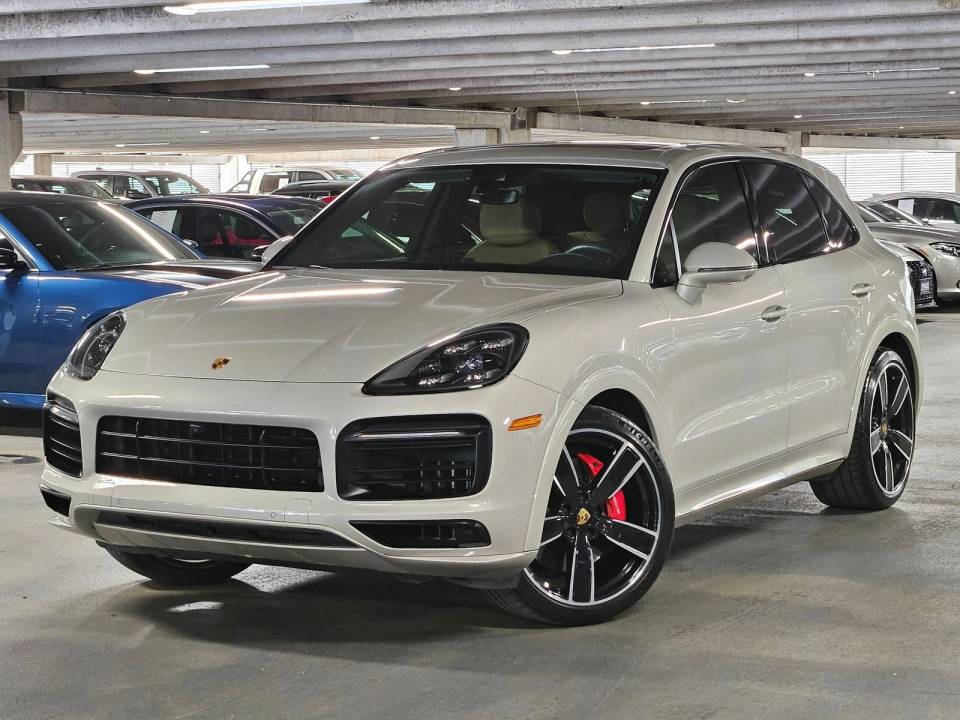 2022 Porsche Cayenne GTS