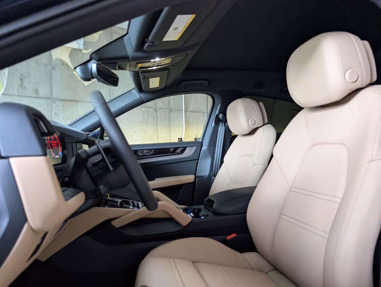 2026 Porsche Cayenne Coup E-Hybrid - Photo 36