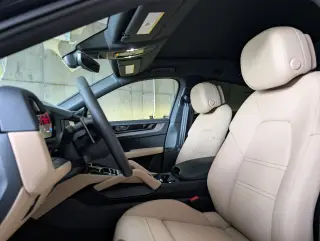 2026 Porsche Cayenne Coup E-Hybrid - Photo 37