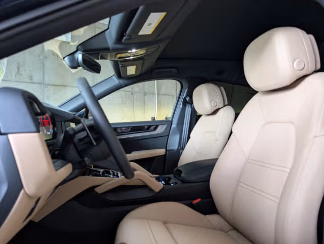 2026 Porsche Cayenne Coup E-Hybrid - Photo 34