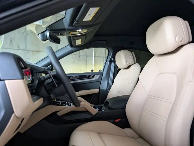 2026 Porsche Cayenne Coup E-Hybrid - Photo 38