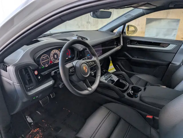 2026 Porsche Cayenne Coup S - Photo 30