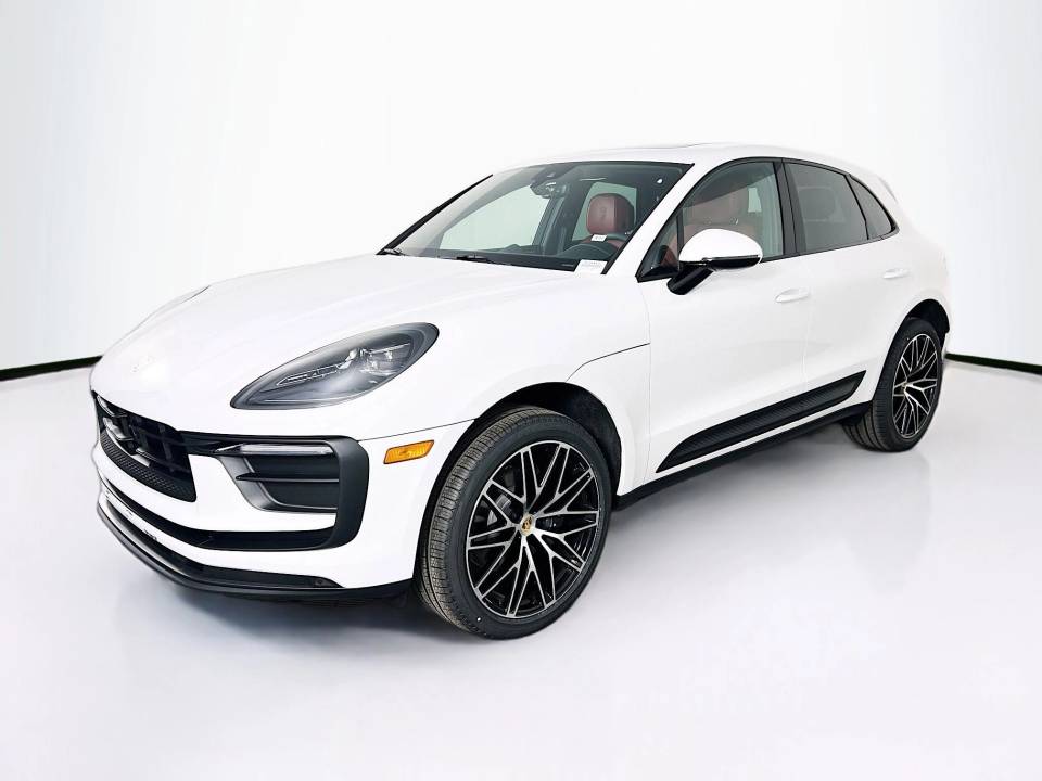 2026 Porsche Macan Base