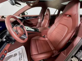 2025 Porsche Panamera Base - Photo 37