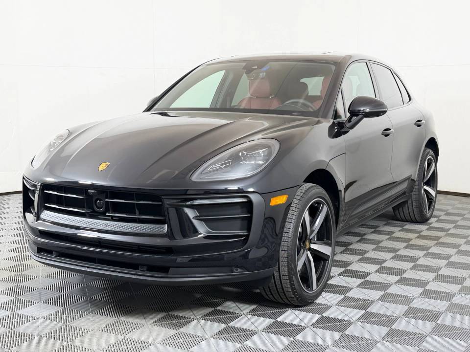 2026 Porsche Macan