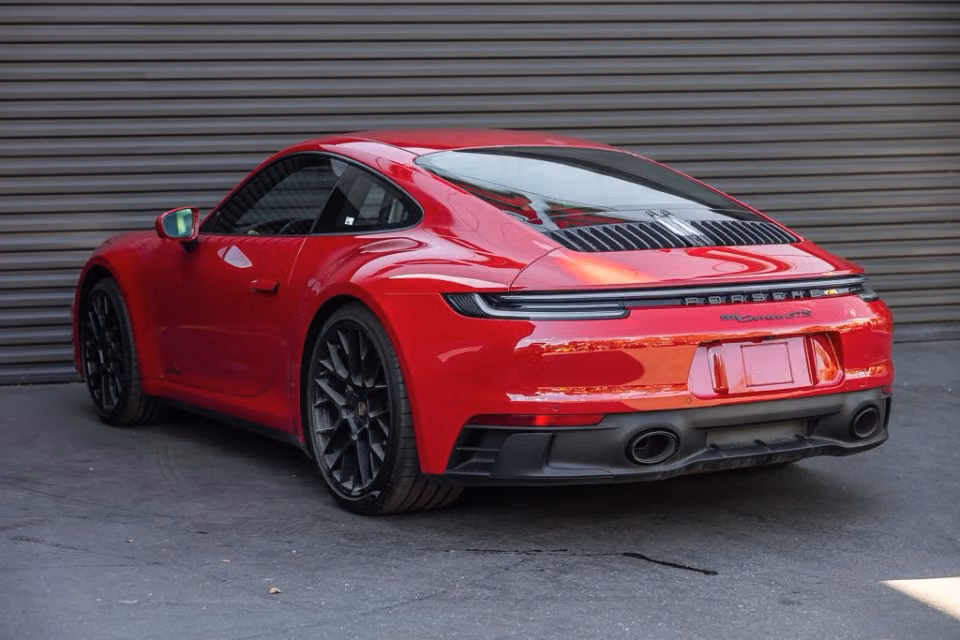 2024 Porsche 911 GTS - Photo 19