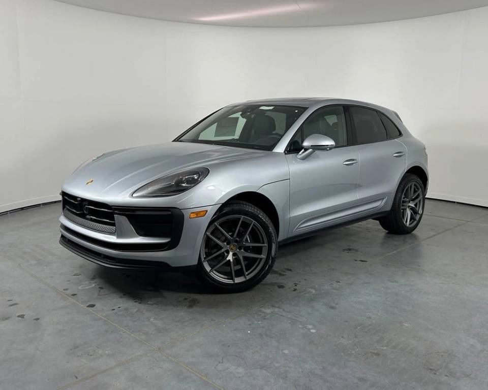 2026 Porsche Macan