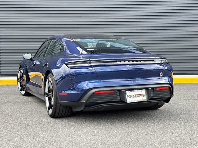 2026 Porsche Taycan Base - Photo 18