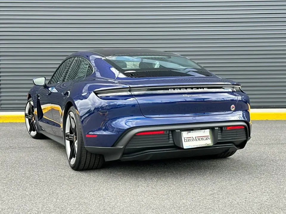 2026 Porsche Taycan Base - Photo 23