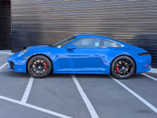 2025 Porsche 911 S - Photo 9