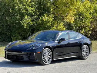 2026 Porsche Panamera Base