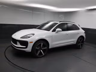 2026 Porsche Macan's photo