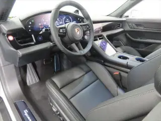 2026 Porsche Taycan GTS - Photo 29