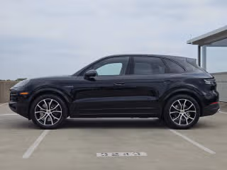 2026 Porsche Cayenne E-Hybrid - Photo 9