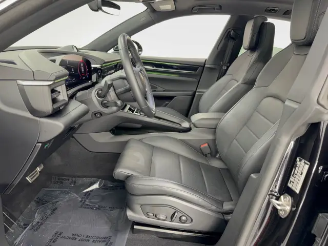 2025 Porsche Macan S - Photo 38