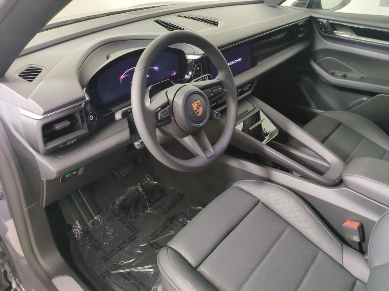 2026 Porsche Macan Base - Photo 32
