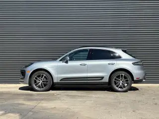 2026 Porsche Macan Base - Photo 13